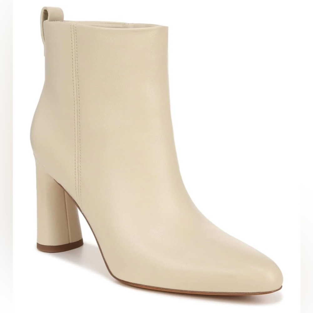 Vince Hillside Leather Ankle Boot Size 8.5M